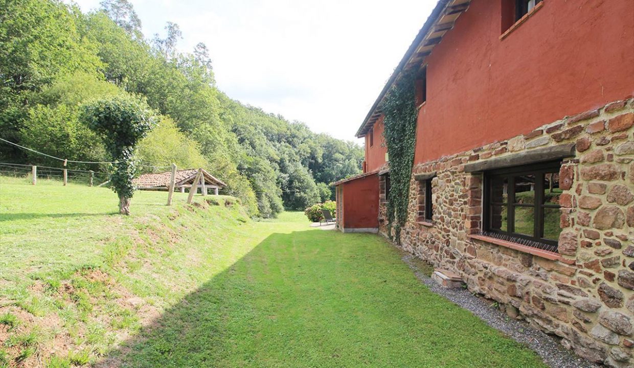 4914 casa tradicional venta Villaverde house for sale mountain views near Villaviciosa asturias northern spain (1280x768)