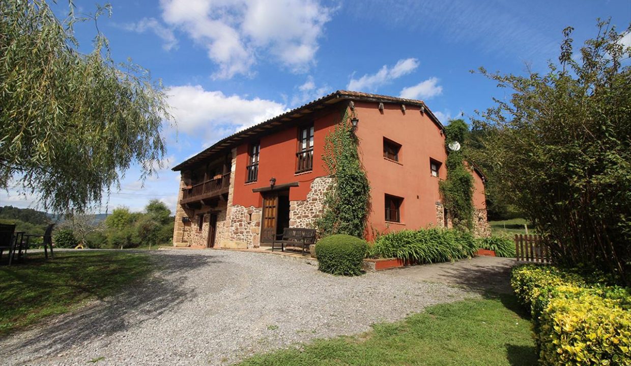 4930 casa tradicional venta Villaverde house for sale mountain views near Villaviciosa asturias northern spain (1280x768)
