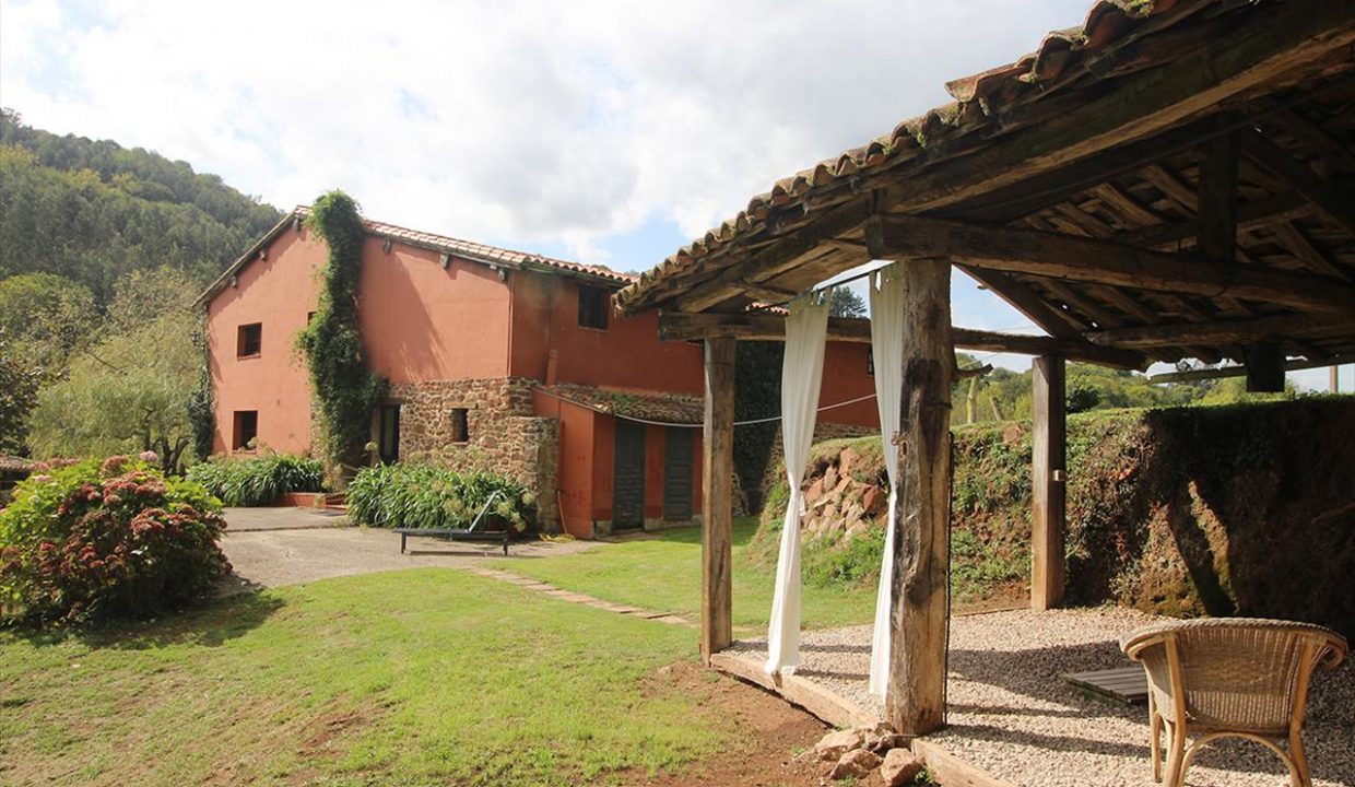 5041 casa tradicional venta Villaverde house for sale mountain views near Villaviciosa asturias northern spain (1280x768)