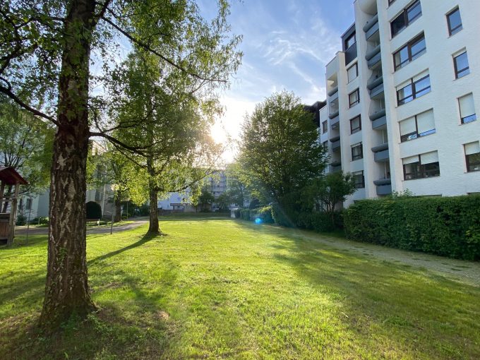 ++Verkauft++Gartenwohnung in ruhiger Lage an der U6 in München-Hadern